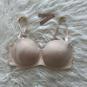Skims Fits Everybody Strapless Bra Sand Size 38D